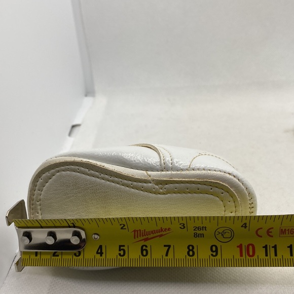 Vintage Fabien Canada White Lace Up Baby Shoes with Bells Size 0 - Picture 11 of 12